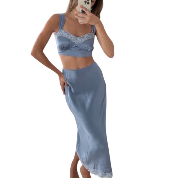 Reformation Dresses & Skirts - Reformation 100% silk two piece NEW